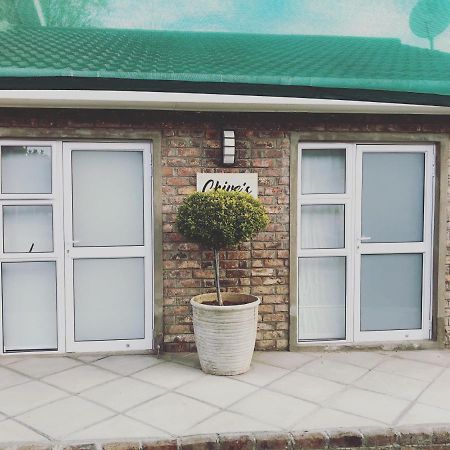 Chives Cottage Cradock Exteriör bild
